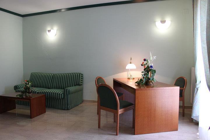 Casa Per Ferie Benedetto XIII Hotell Gravina in Puglia Rom bilde